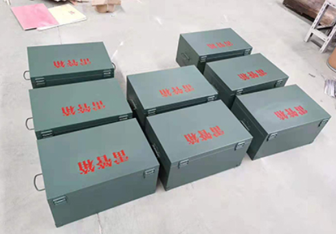 海拉尔炸药箱和雷管箱一般是怎么存放的？